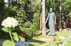 Авторский ландшафт с коллекцией скульптуры - фото 66 из 193
